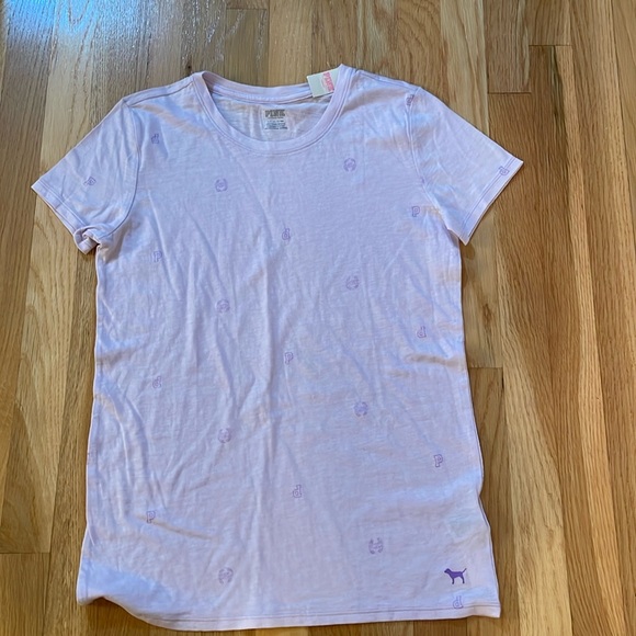 BNWT PINK Size Small Logo Crew Neck Tee - Picture 1 of 5